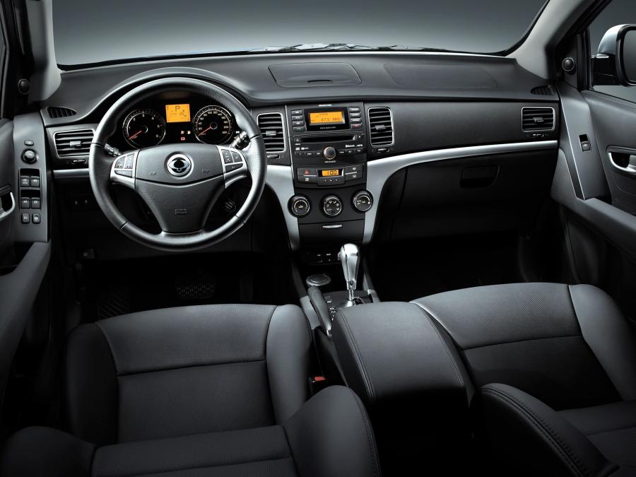  SsangYong Korando 2010 года  (фото 13 из 18)